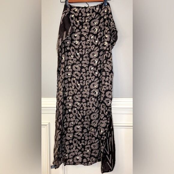 EXPRESS Infinity Scarf - Picture 2 of 5